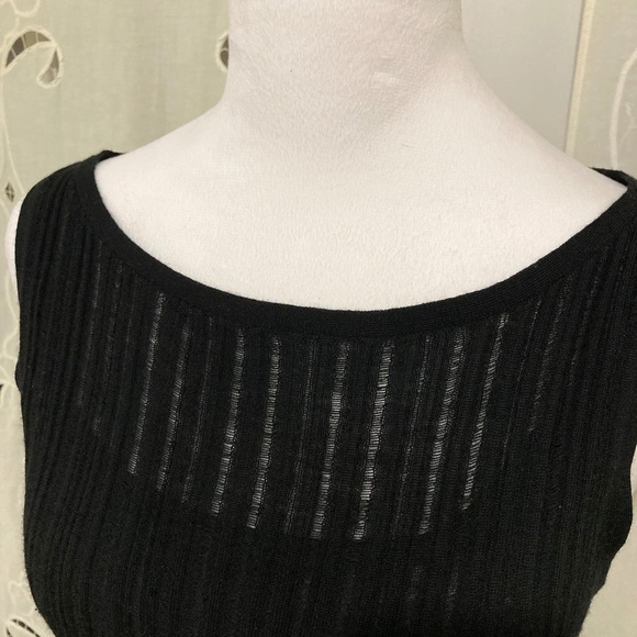 Gorgeous Elegant Elie Tahari Knit Dress, Black, Wool, Midi, Size P - Picture 4 of 9